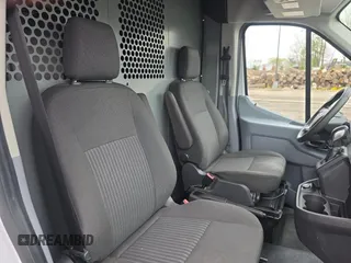 2018 Ford Transit z VIN 1FTBW2CM5JKA75168, wystawiony jako Copart lot #52987495 z przebiegiem 216 104 mil mil oraz Czysty tytuł • Clean title. Historia ofert i sprzedaży dostępna na DreamBid. Obrazek 6.