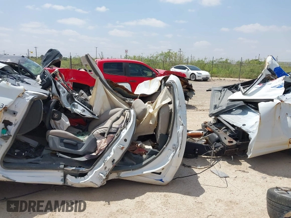 2014 Ram 2500 Tradesman with VIN 3C6UR5HL6EG320825, listed as a IAAI auction lot 42077382 with Not provided miles and . Bid and sale history available at DreamBid. Image 15.