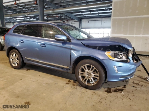 2016 Volvo XC60 T5 Platinum with VIN YV4612RM6G2809121, listed as a Copart auction lot 82032584 with 95,723 mi miles and Salvage Title. Bid and sale history available at carsss.com. Image 4.