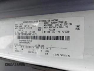 2018 Ford Transit z VIN 1FDYR2CM5JKA14321, wystawiony jako IAAI lot #42231277 z przebiegiem Nie podano mil oraz . Historia ofert i sprzedaży dostępna na DreamBid. Obrazek 8.