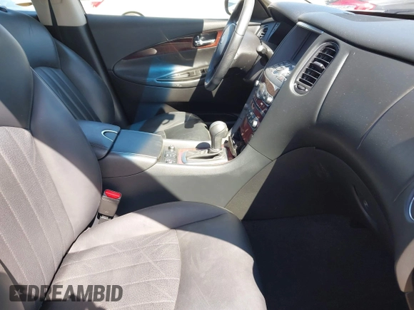 2017 Infiniti QX50 with VIN JN1BJ0RPXHM389985, listed as a IAAI auction lot 42002390 with 29,133 mi miles. Bid and sale history available at carsss.com. Image 5.