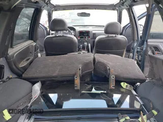 2001 Jeep Grand Cherokee Laredo с VIN 1J4GW48S21C724583, выставлен на аукционе IAAI как лот 42586354 с пробегом Не указан миль и . История ставок и продаж доступна на DreamBid. Изображение 8.