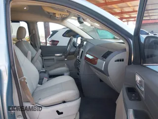 2008 Chrysler Town & Country Touring with VIN 2A8HR54P08R709647, listed as a IAAI auction lot 42452979 with 188,757 mi miles and . Bid and sale history available at DreamBid. Image 5.