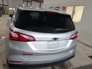 2021 Chevrolet Equinox Premier with VIN 2GNAXNEV5M6119300, listed as a IAAI auction lot 41464166 with 76,462 mi miles. Bid and sale history available at carsss.com. Image 17.