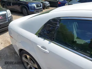 2011 Chevrolet Malibu 1LT with VIN 1G1ZC5E19BF352130, listed as a IAAI auction lot 42209581 with 184,468 mi miles and . Bid and sale history available at DreamBid. Image 13.