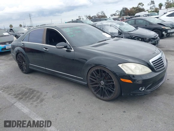 2007 Mercedes-Benz S 550 with VIN WDDNG71X57A054555, listed as a IAAI auction lot 42061165 with 127,885 mi miles and . Bid and sale history available at DreamBid. Image 1.