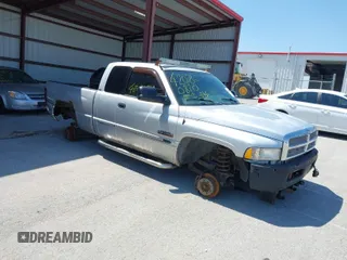 2002 Dodge Ram 2500 with VIN 3B7KF23672M269874, listed as a IAAI auction lot 42080810 with 307,911 mi miles. Bid and sale history available at carsss.com. Image 1.