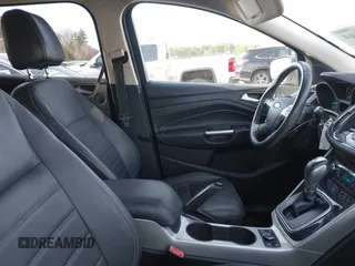 2013 Ford Escape SEL with VIN 1FMCU9H92DUB58858, listed as a IAAI auction lot 41913664 with 108,224 mi miles. Bid and sale history available at carsss.com. Image 5.