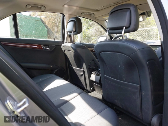 2009 Mercedes-Benz C 300 Sport with VIN WDDGF54X19F213220, listed as a IAAI auction lot 41920065 with 81,597 mi miles and . Bid and sale history available at DreamBid. Image 8.