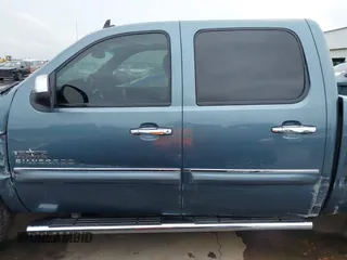 2011 Chevrolet Silverado 1500 LT with VIN 3GCPCSE08BG208197, listed as a IAAI auction lot 41865262 with 144,512 mi miles and . Bid and sale history available at DreamBid. Image 15.