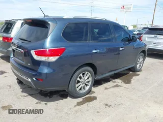 2013 Nissan Pathfinder SV with VIN 5N1AR2MN8DC626925, listed as a IAAI auction lot 42074666 with 213,966 mi miles. Bid and sale history available at carsss.com. Image 4.