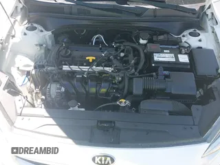 2019 Kia Forte LXS z VIN 3KPF24AD7KE042205, wystawiony jako IAAI lot #41895139 z przebiegiem 98 183 mil mil oraz . Historia ofert i sprzedaży dostępna na DreamBid. Obrazek 10.