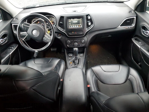 2020 Jeep Cherokee Latitude Plus with VIN 1C4PJMLB2LD539622, listed as a Copart auction lot 49090255 with 73,023 mi miles and Salvage Title. Bid and sale history available at DreamBid. Image 8.