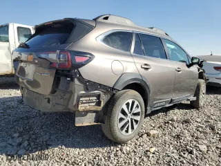 2024 Subaru Outback Premium with VIN 4S4BTACC7R3115682, listed as a Copart auction lot 75629744 with 30,306 mi miles and Salvage Title. Bid and sale history available at carsss.com. Image 3.