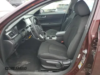 2019 Kia Optima LX z VIN 5XXGT4L38KG284160, wystawiony jako Copart lot #57289035 z przebiegiem 57 818 mil mil oraz Szkoda całkowita • Salvage title. Historia ofert i sprzedaży dostępna na DreamBid. Obrazek 7.