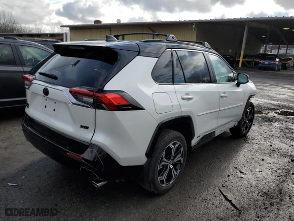 2022 Toyota RAV4 Prime XSE with VIN JTMEB3FVXND098166, listed as a Copart auction lot 73576262 with NaN miles. Bid and sale history available at carsss.com. Image 3.