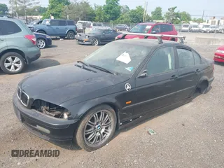2001 BMW 3 Series 325i z VIN WBAAN37411NE55184, wystawiony jako IAAI lot #42410040 z przebiegiem 127 287 mil mil oraz . Historia ofert i sprzedaży dostępna na DreamBid. Obrazek 2.