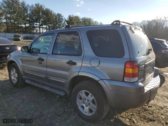 2007 Ford Escape XLT with VIN 1FMCU93167KB90522, listed as a Copart auction lot 43903705 with 80,750 mi miles and Salvage Title. Bid and sale history available at carsss.com. Image 2.