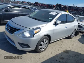 2019 Nissan Versa SV z VIN 3N1CN7AP5KL869205, wystawiony jako IAAI lot #41883310 z przebiegiem 96 317 mil mil oraz . Historia ofert i sprzedaży dostępna na DreamBid. Obrazek 17.