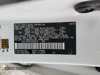 2005 Scion xB z VIN JTLKT324154025074, wystawiony jako Copart lot #56737945 z przebiegiem 222 857 mil mil oraz Szkody całkowita. Historia ofert i sprzedaży dostępna na DreamBid. Obrazek 13.