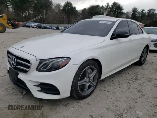 2018 Mercedes-Benz E 300 z VIN WDDZF4KB6JA300042, wystawiony jako Copart lot #47214574 z przebiegiem Nie podano mil oraz Szkoda całkowita • Salvage title. Historia ofert i sprzedaży dostępna na DreamBid. Obrazek 1.