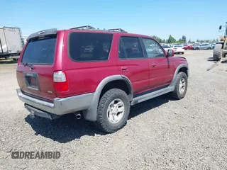 1998 Toyota 4Runner SR5 z VIN JT3HN86RXW0193568, wystawiony jako IAAI lot #42062130 z przebiegiem Nie podano mil oraz . Historia ofert i sprzedaży dostępna na DreamBid. Obrazek 4.