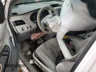 2012 Toyota Sienna LE AAS с VIN 5TDKK3DC1CS269618, выставлен на аукционе Copart как лот 49789095 с пробегом Не указан миль и Списание • Salvage title. История ставок и продаж доступна на DreamBid. Изображение 8.