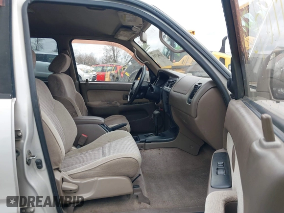 1998 Toyota 4Runner SR5 z VIN JT3GN86RXW0059946, wystawiony jako IAAI lot #41843789 z przebiegiem 293 069 mil mil oraz . Historia ofert i sprzedaży dostępna na DreamBid. Obrazek 5.