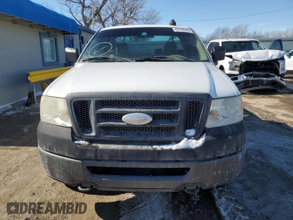 2008 Ford F-150 XL z VIN 1FTRF14W18KE41551, wystawiony jako Copart lot #43798345 z przebiegiem 238 506 mil mil oraz Czysty tytuł • Clean title. Historia ofert i sprzedaży dostępna na DreamBid. Obrazek 5.