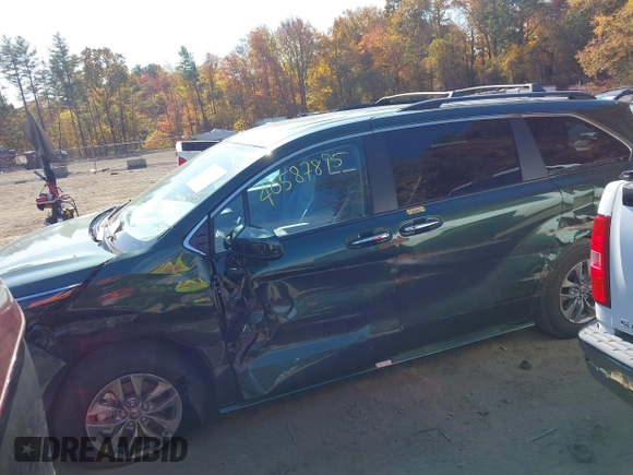 2024 Toyota Sienna XLE with VIN 5TDJSKFC2RS147426, listed as a IAAI auction lot 40587895 with 2,143 mi miles and . Bid and sale history available at DreamBid. Image 14.