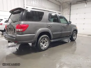2006 Toyota Sequoia Limited with VIN 5TDBT48A06S275409, listed as a IAAI auction lot 41766094 with 149,718 mi miles. Bid and sale history available at carsss.com. Image 4.