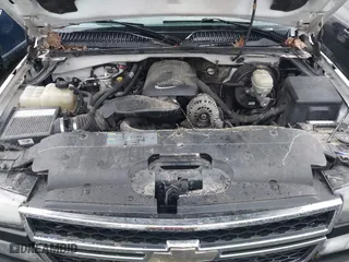 2006 Chevrolet Silverado 1500 LS with VIN 1GCEC19V46E234140, listed as a IAAI auction lot 41481122 with 290,635 mi miles. Bid and sale history available at carsss.com. Image 10.