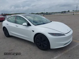 2025 Tesla Model 3 Long Range with VIN 5YJ3E1EA0SF932385, listed as a IAAI auction lot 41772613 with 1,683 mi miles. Bid and sale history available at carsss.com. Image 1.