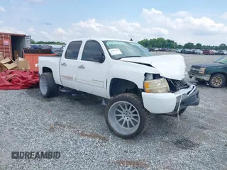 2010 Chevrolet Silverado 1500 LT with VIN 3GCRCSE0XAG129542, listed as a IAAI auction lot 32944734 with 143,810 mi miles and . Bid and sale history available at DreamBid. Image 1.