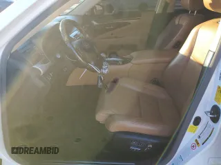 2015 Lexus LS 460 z VIN JTHCL5EF5F5024173, wystawiony jako Copart lot #83751124 z przebiegiem 129 730 mil mil oraz Szkoda całkowita • Salvage title. Historia ofert i sprzedaży dostępna na DreamBid. Obrazek 7.