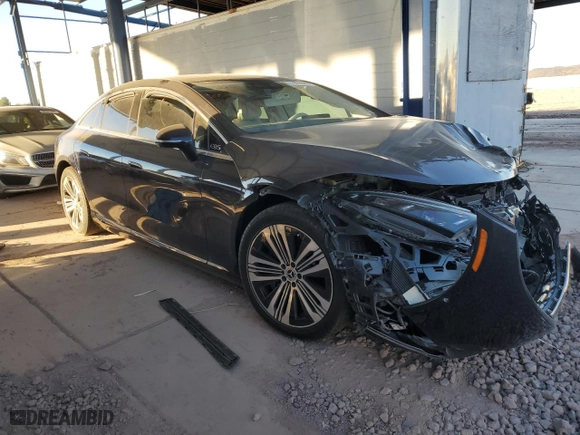 2022 Mercedes-Benz EQS with VIN W1KCG2DB9NA008749, listed as a Copart auction lot 41933885 with NaN miles and Salvage Title. Bid and sale history available at carsss.com. Image 4.