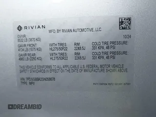 2025 Rivian R1S Adventure z VIN 7PDSGBBA2SN058678, wystawiony jako IAAI lot #41429201 z przebiegiem 2 322 mil mil oraz . Historia ofert i sprzedaży dostępna na DreamBid. Obrazek 9.
