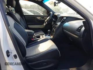 2017 Infiniti QX70 with VIN JN8CS1MW0HM411905, listed as a IAAI auction lot 42136954 with 84,146 mi miles. Bid and sale history available at carsss.com. Image 5.