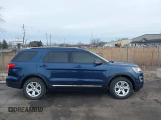 2016 Ford Explorer XLT with VIN 1FM5K8DH7GGB10927, listed as a IAAI auction lot 41695575 with 140,980 mi miles. Bid and sale history available at carsss.com. Image 13.