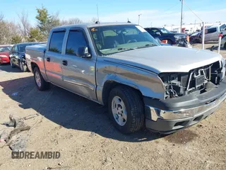 2005 Chevrolet Silverado 1500 LS with VIN 2GCEC13T651224619, listed as a IAAI auction lot 41663773 with 190,453 mi miles. Bid and sale history available at carsss.com. Image 1.