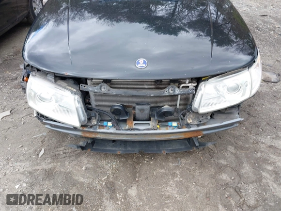 2005 Saab 9-5 Aero with VIN YS3EH49G353510718, listed as a IAAI auction lot 42031682 with 152,877 mi miles. Bid and sale history available at carsss.com. Image 6.