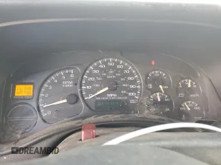 2002 Chevrolet Suburban LS with VIN 1GNFK16Z82J135148, listed as a Copart auction lot 45701285 with 270,757 mi miles and Salvage Title. Bid and sale history available at carsss.com. Image 9.
