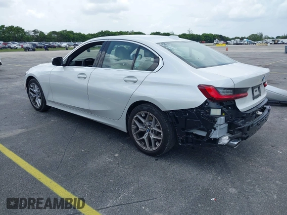 2025 BMW 3 Series 330i with VIN 3MW69CW0XS8F32371, listed as a IAAI auction lot 42630553 with 11,417 mi miles and . Bid and sale history available at DreamBid. Image 3.