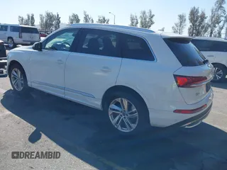 2021 Audi Q7 Premium Plus with VIN WA1LXAF73MD021033, listed as a IAAI auction lot 41814415 with 64,377 mi miles and . Bid and sale history available at DreamBid. Image 3.