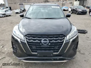 2024 Nissan Kicks SR with VIN 3N1CP5DV7RL542341, listed as a Copart auction lot 47764745 with 1,584 mi miles and Salvage Title. Bid and sale history available at carsss.com. Image 5.