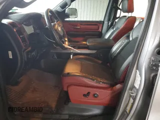 2019 Ram 1500 Rebel z VIN 1C6SRFET4KN725120, wystawiony jako Copart lot #84339724 z przebiegiem 119 075 mil mil oraz Szkoda całkowita • Salvage title. Historia ofert i sprzedaży dostępna na DreamBid. Obrazek 7.