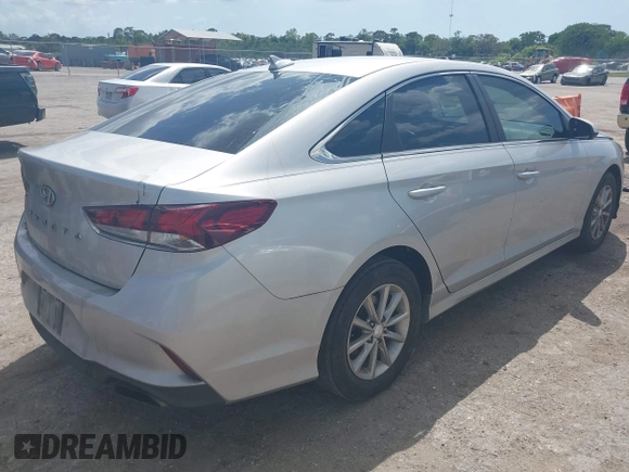2019 Hyundai Sonata SE with VIN 5NPE24AF6KH746694, listed as a IAAI auction lot 41957791 with 80,851 mi miles and . Bid and sale history available at DreamBid. Image 4.