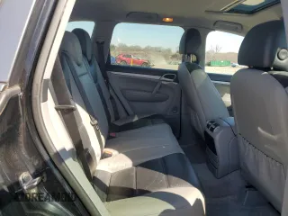 2006 Porsche Cayenne S with VIN WP1AB29P16LA69974, listed as a Copart auction lot 48086685 with 138,996 mi miles and Salvage Title. Bid and sale history available at carsss.com. Image 11.