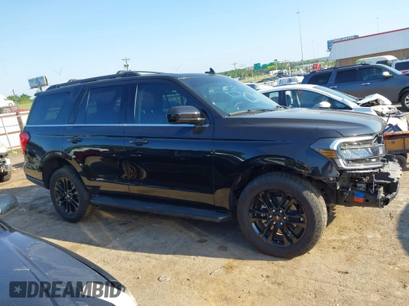 2024 Ford Expedition XLT with VIN 1FMJU1J82REA88242, listed as a IAAI auction lot 42170638 with 2,822 mi miles and . Bid and sale history available at DreamBid. Image 14.