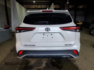 2021 Toyota Highlander XSE with VIN 5TDJZRBH8MS139426, listed as a Copart auction lot 52089635 with 56,251 mi miles and Salvage title. Bid and sale history available at DreamBid. Image 6.